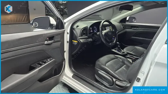 HYUNDAI ELANTRA (AVANTE) 1.6 GDI SMART