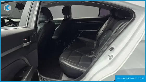 HYUNDAI ELANTRA (AVANTE) 1.6 GDI SMART