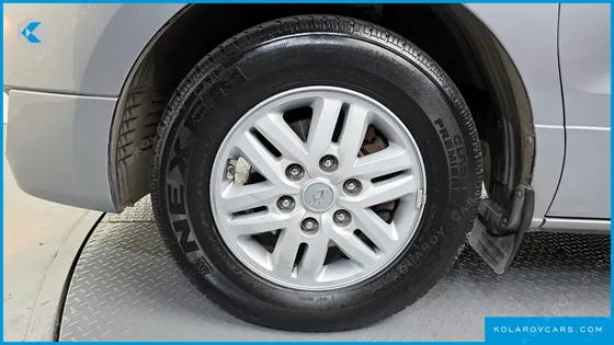 HYUNDAI STAREX 3-SEATER VAN