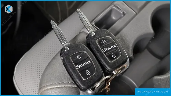 HYUNDAI STAREX 3-SEATER VAN