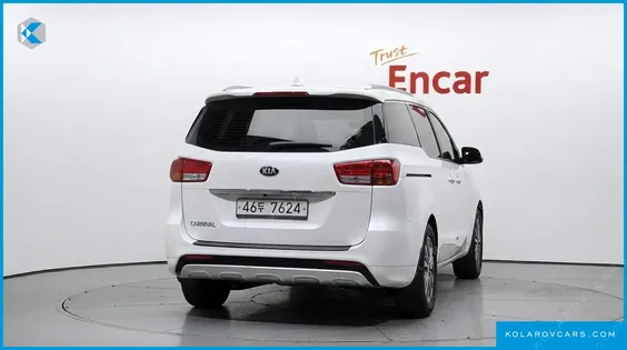 KIA CARNIVAL 9-SEATER LUXURY
