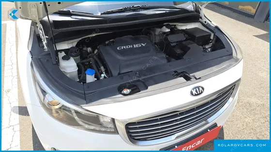 KIA CARNIVAL 9-SEATER LUXURY