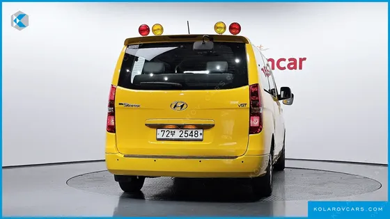 HYUNDAI STAREX GUARD CAR OF CHILDREN