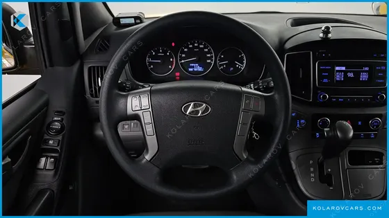 HYUNDAI STAREX GUARD CAR OF CHILDREN