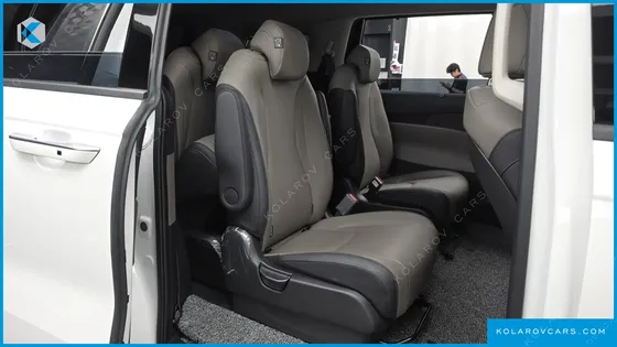 KIA CARNIVAL DIESEL 9-SEATER NOBLESSE
