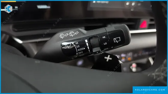 KIA CARNIVAL DIESEL 9-SEATER NOBLESSE