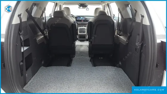 KIA CARNIVAL DIESEL 9-SEATER NOBLESSE
