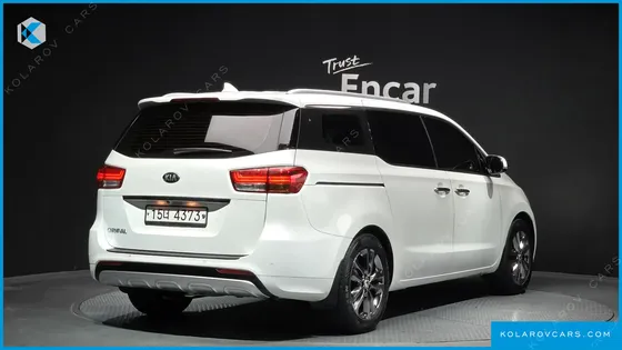 KIA CARNIVAL 9-SEATER PRESTIGE