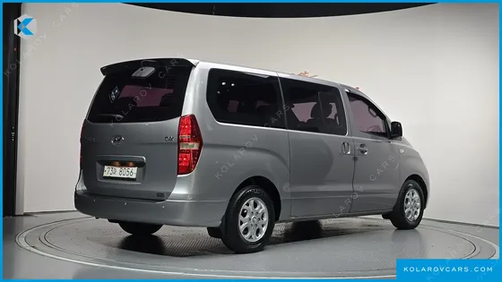 HYUNDAI STAREX 12-SEATER WAGON