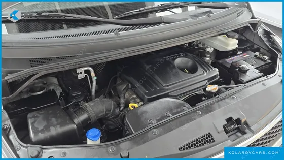 HYUNDAI STAREX 12-SEATER WAGON