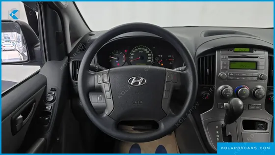 HYUNDAI STAREX 12-SEATER WAGON