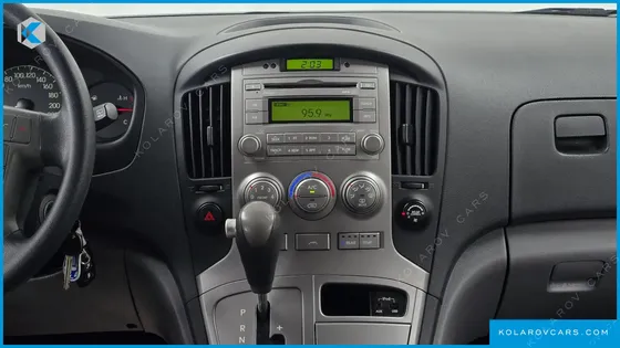 HYUNDAI STAREX 12-SEATER WAGON