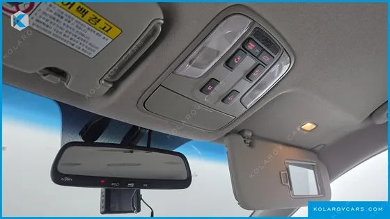 KIA CARNIVAL 9-SEATER PRESTIGE