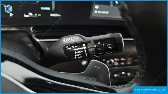 KIA CARNIVAL HEV 9 SEATER PRESTIGE