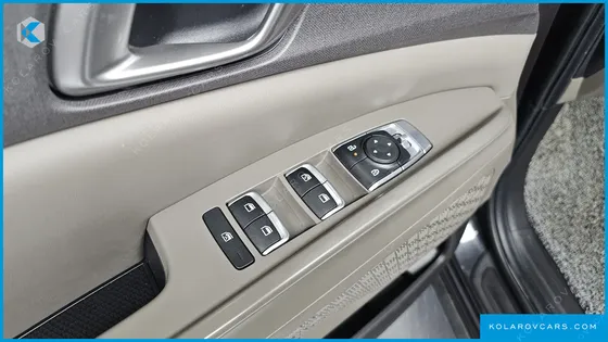 KIA CARNIVAL HEV 9 SEATER PRESTIGE
