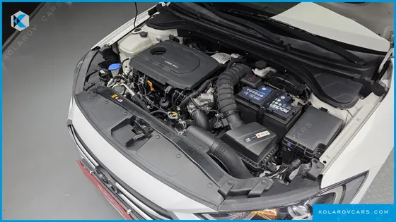 HYUNDAI ELANTRA (AVANTE) 1.6 E-VGT SMART