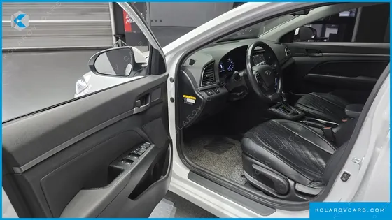 HYUNDAI ELANTRA (AVANTE) 1.6 E-VGT SMART