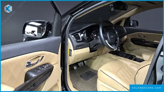 KIA CARNIVAL 9-SEATER NOBLESSE SPECIAL