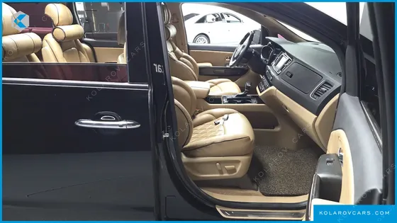KIA CARNIVAL 9-SEATER NOBLESSE SPECIAL