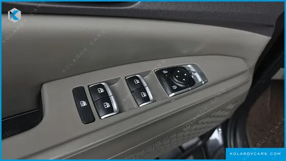 KIA CARNIVAL HEV 9SEATER NOBLESS