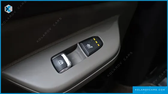 KIA CARNIVAL HEV 9SEATER NOBLESS