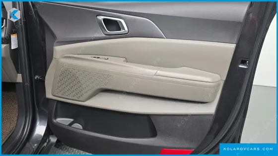 KIA CARNIVAL HEV 9SEATER NOBLESS