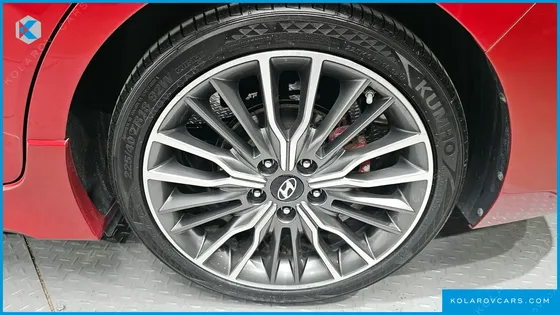HYUNDAI ELANTRA (AVANTE) 1.6 TURBO SPORT