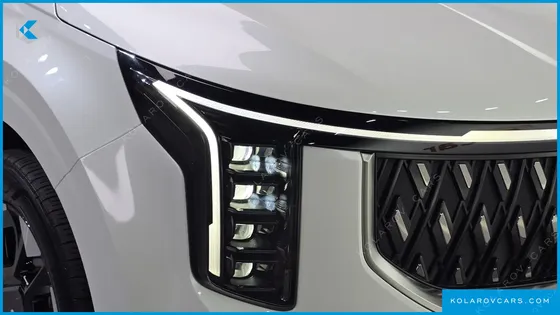 KIA CARNIVAL HEV 9SEATER NOBLESS