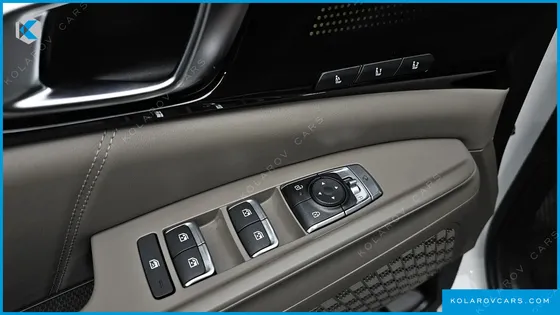 KIA CARNIVAL HEV 9SEATER GRAVITY