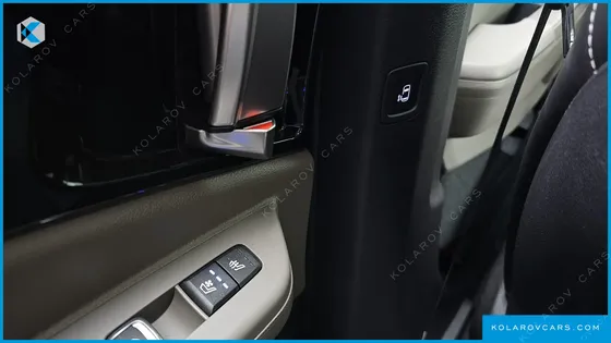 KIA CARNIVAL HEV 9SEATER GRAVITY