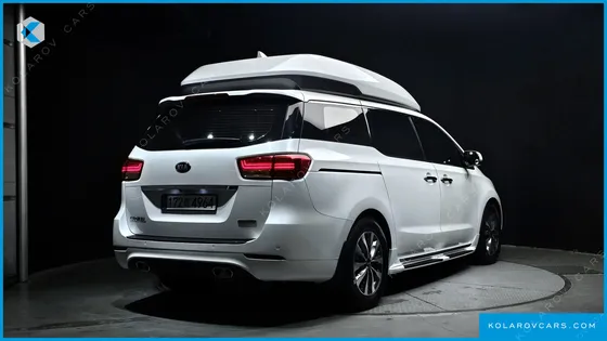 KIA CARNIVAL 11-SEATER HI-LIMOUSINE