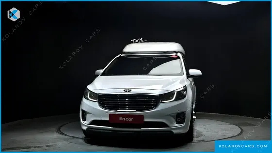 KIA CARNIVAL 11-SEATER HI-LIMOUSINE