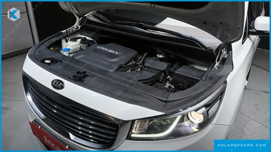 KIA CARNIVAL 11-SEATER HI-LIMOUSINE