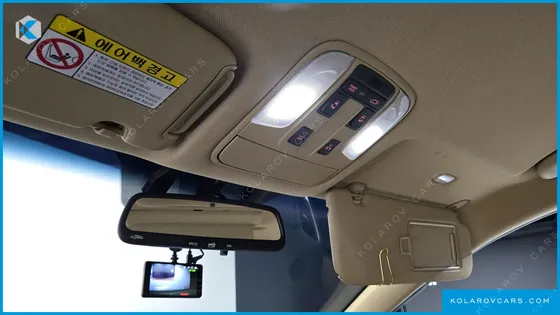 KIA CARNIVAL 9-SEATER PRESTIGE