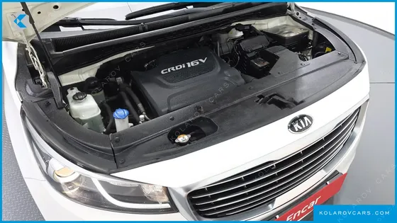 KIA CARNIVAL 11-SEATER NOBLESSE