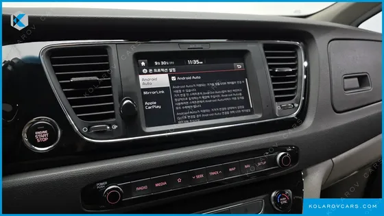 KIA CARNIVAL 11-SEATER NOBLESSE