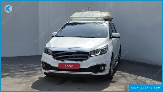 KIA CARNIVAL 9-SEATER NOBLESSE