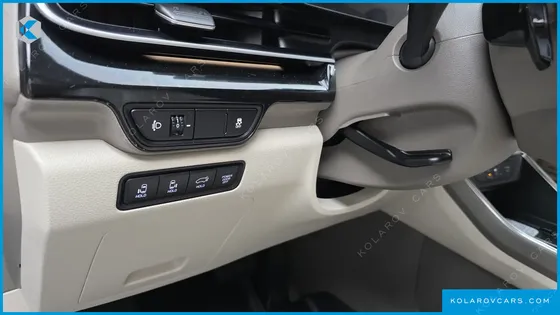 KIA CARNIVAL HEV 7-SEATER HI LIMOUSINE