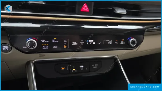 KIA CARNIVAL HEV 7-SEATER HI LIMOUSINE