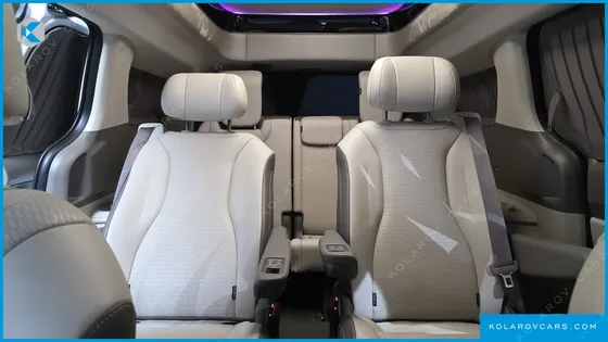 KIA CARNIVAL HEV 7-SEATER HI LIMOUSINE