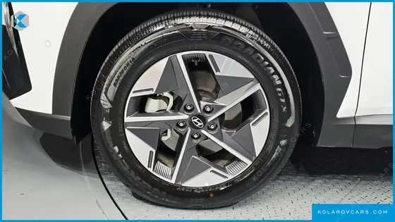 HYUNDAI TUCSON GASOLINE 1.6 TURBO 2WD