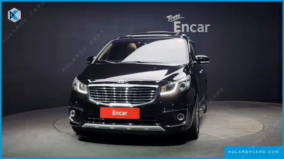 KIA CARNIVAL 7-SEATER LIMOUSINE