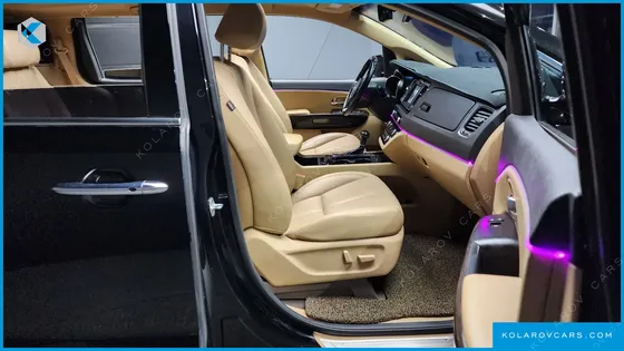 KIA CARNIVAL 7-SEATER LIMOUSINE