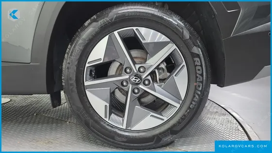 HYUNDAI TUCSON GASOLINE 1.6 TURBO 2WD
