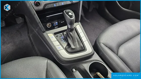 HYUNDAI ELANTRA (AVANTE) 1.6 GDI VALUE PLUS