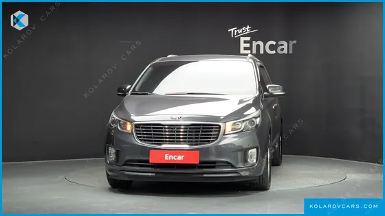 KIA CARNIVAL 11-SEATER LUXURY