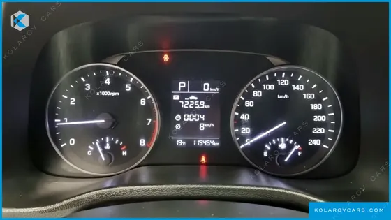 HYUNDAI ELANTRA (AVANTE) 1.6 LPI SMART (RENTAL CAR)