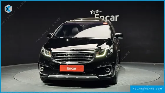 KIA CARNIVAL 9-SEATER NOBLESSE