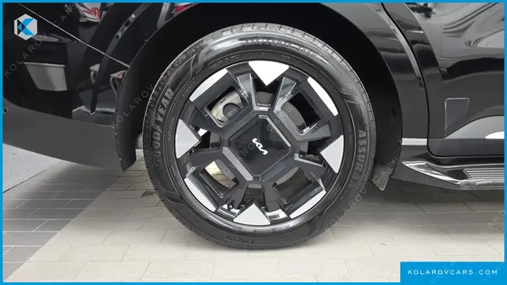 KIA CARNIVAL HEV 9SEATER NOBLESS