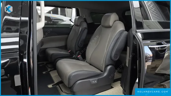 KIA CARNIVAL HEV 9SEATER NOBLESS